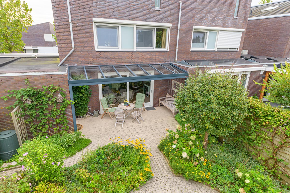 profiline-veranda-glasdak-onderdakzonwering-05-project2024-outdoorpleasure